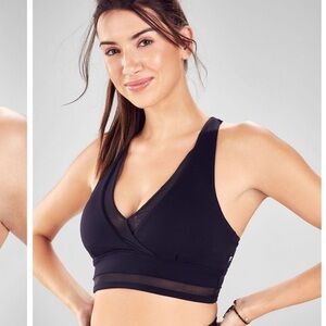 BNWOT Fabletics Lola Black Mesh Wrap Sports Bra Size XS